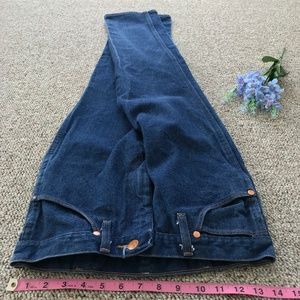 Wrangler High Rise Straight Leg Jeans Size 30